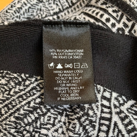 Zozo Black/Cream/Red Tribal Sweater Mini D… - Picture 6 of 6
